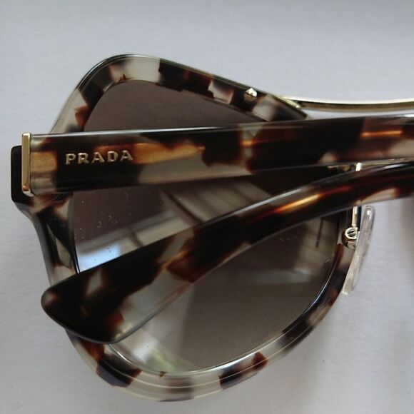 Prada tortoises SPR 18S UAO sunglasses main image 6